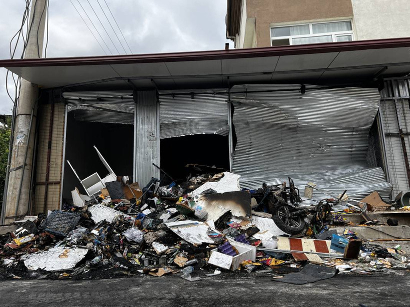 Kayseri'de çocuğa istismar iddiası: 'Suriyelilere ait işyerleri' hedef alındı, hasar gün ağarınca ortaya çıktı - Resim: 17